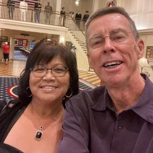 Meet your Posher, Gay